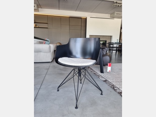 Poltroncina MDF Flow chair collection