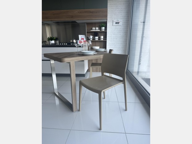 Sedia senza braccioli Veneta Cucine Dakota