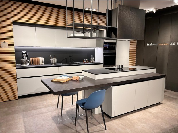 Cucina con Isola Snaidero LOOK