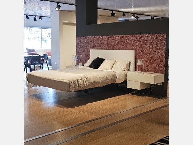 Letto matrimoniale Lago Fluttua e comodini 36e8