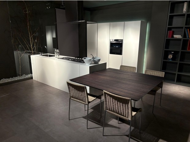 Cucina con Isola Modulnova LIGHT