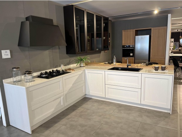 Cucina con penisola Arredo3 FRIDA