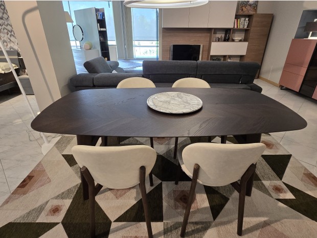Tavolo ovale Calligaris Abrey + 4 sedie Inès