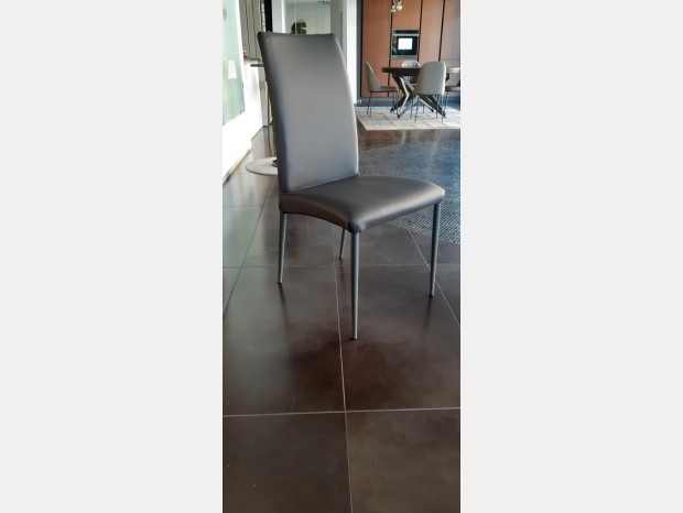 Sedia senza braccioli Zamagna Bold