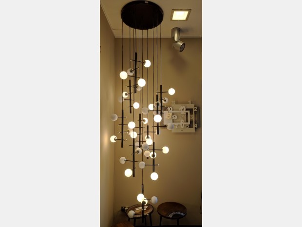 Lampada sospesa Kare Design Trapez 280cm. ( con 20 lampadine led G9 W4.5 comprese)
