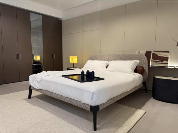 Letto matrimoniale Poliform Curve