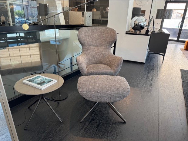 Poltrona con pouf Poliform Mad Joker