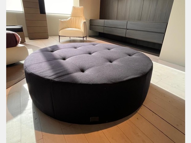 Pouf Poltrona Frau Cubo