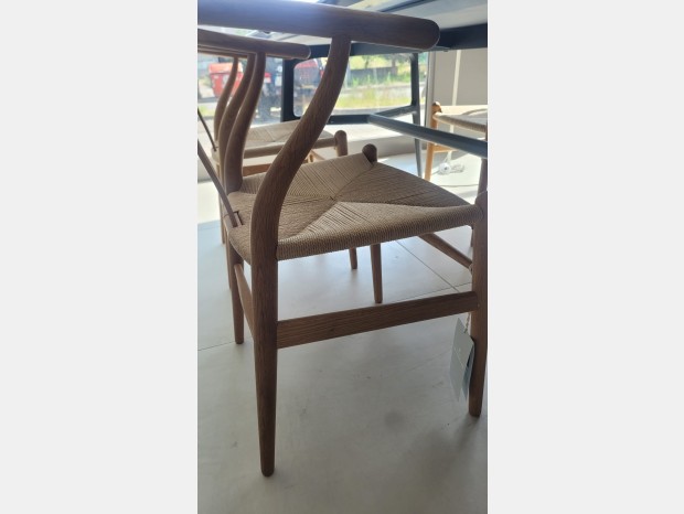 Sedia con braccioli Carl Hansen & Søn CH24 wishbone chair