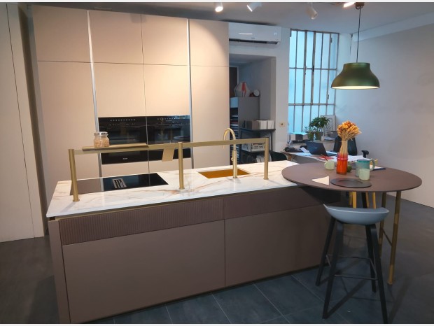Cucina con Isola Arredo3 Kalì + Glass 2.0