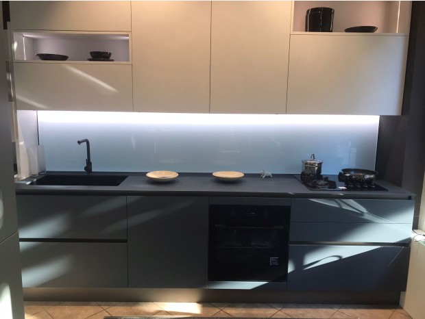 Cucina lineare Veneta Cucine Start-Time