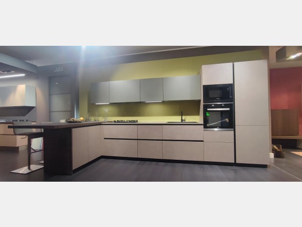 Cucina con penisola Forma 2000 trend 81