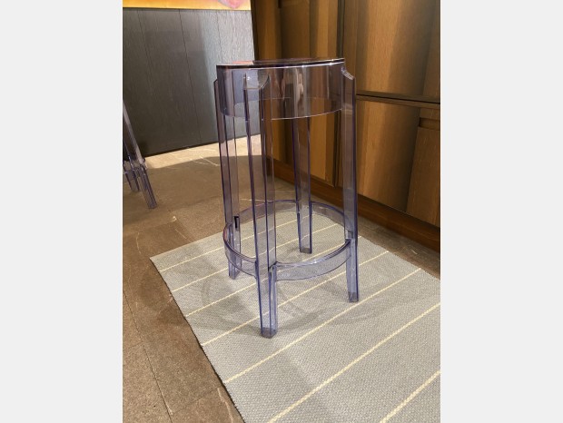 Sgabello Kartell chrles ghost