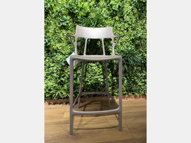 Sgabello Kartell A.I. Stool
