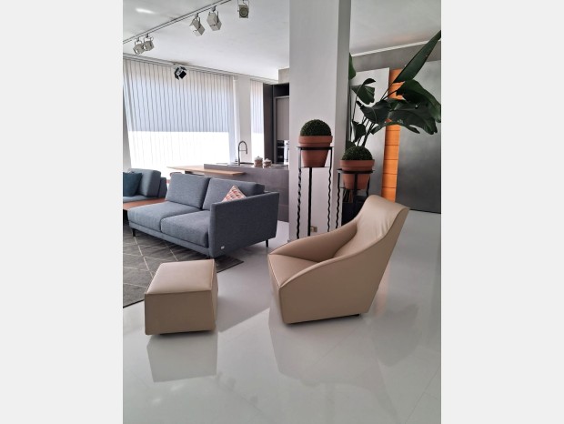 Poltrona con pouf Molteni&C. Doda