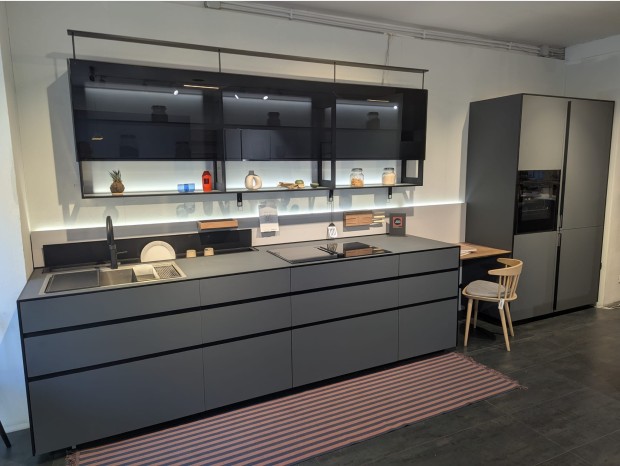 Cucina lineare Valcucine Riciclantica Outline
