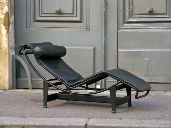 Chaise longue à réglage continu - Chaise Longue - CASSINA