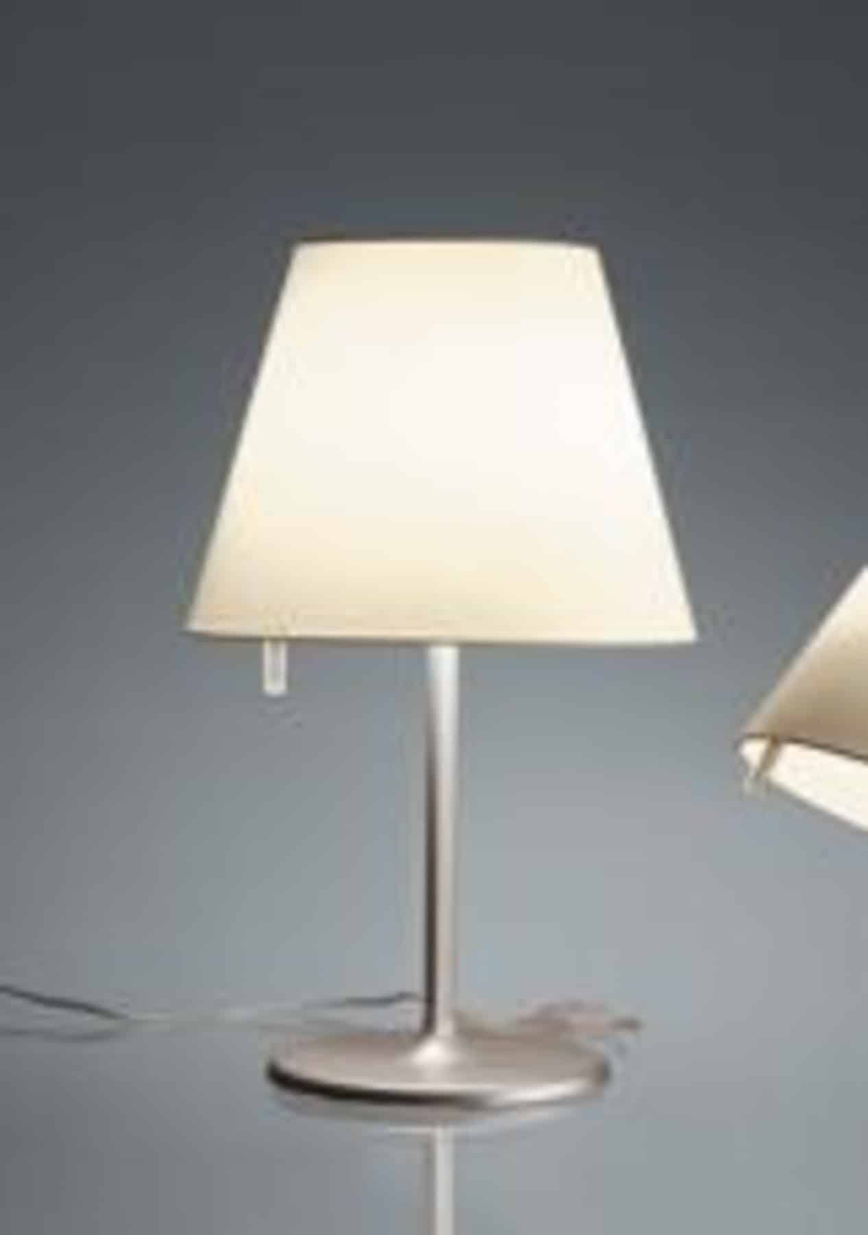 MELAMPO - Lampada da tavolo - Artemide