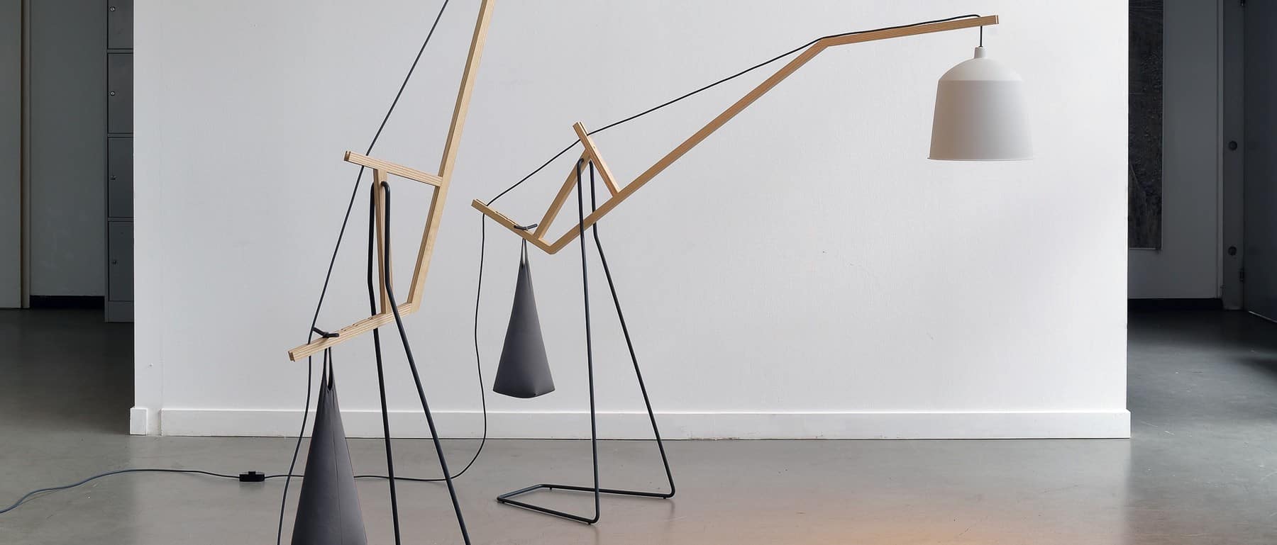 A FLOOR LAMP - Lampada da terra  - COVO