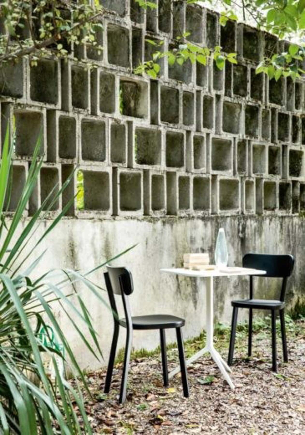 CENTRAL - Tavolo pieghevole - MAGIS DESIGN